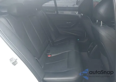 2015 BMW 328I xDrive z USA, uszkodzony, nr VIN WBA3B3C55FF548059